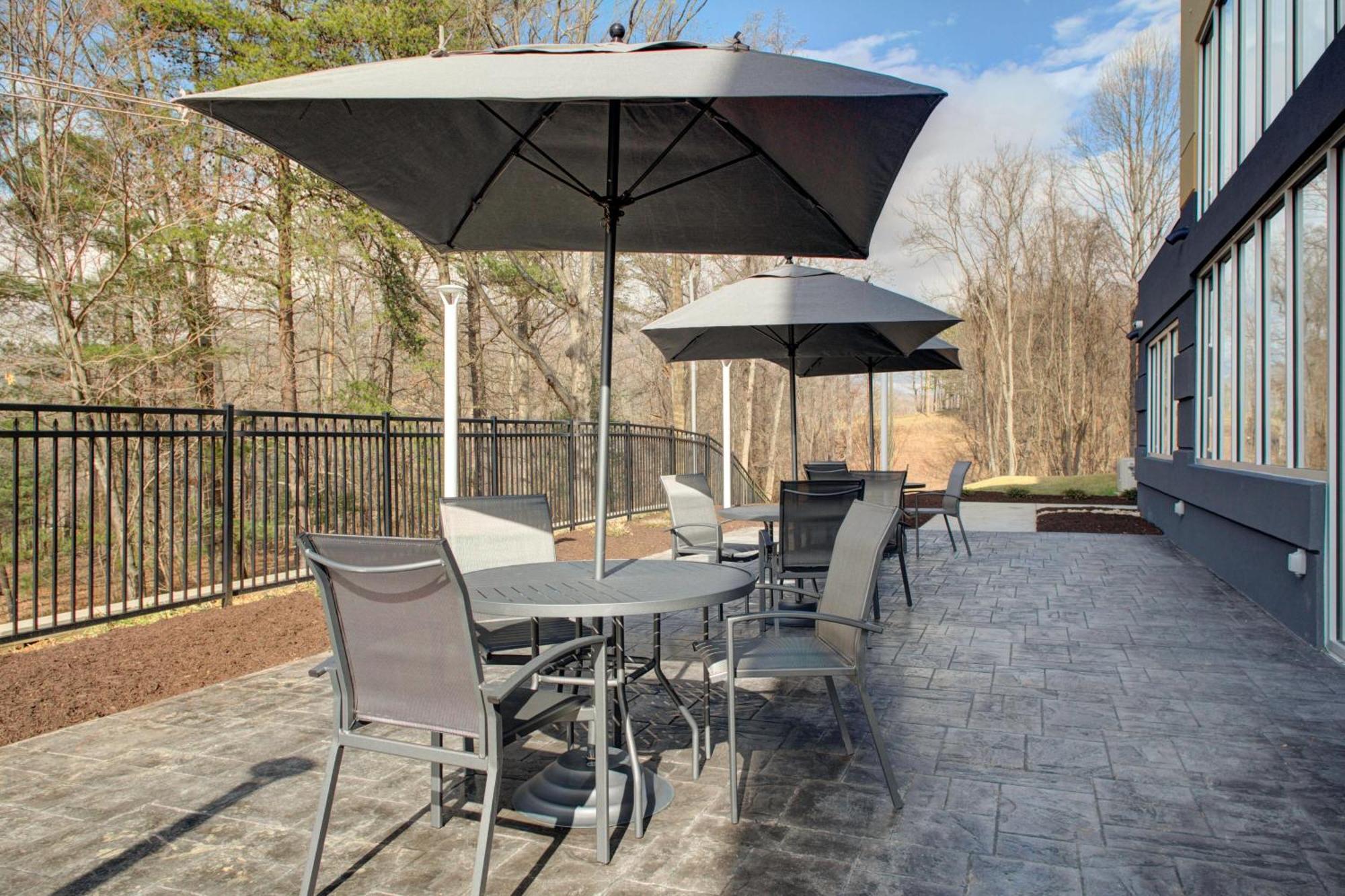 Fairfield Inn & Suites By Marriott Roanoke Salem Buitenkant foto